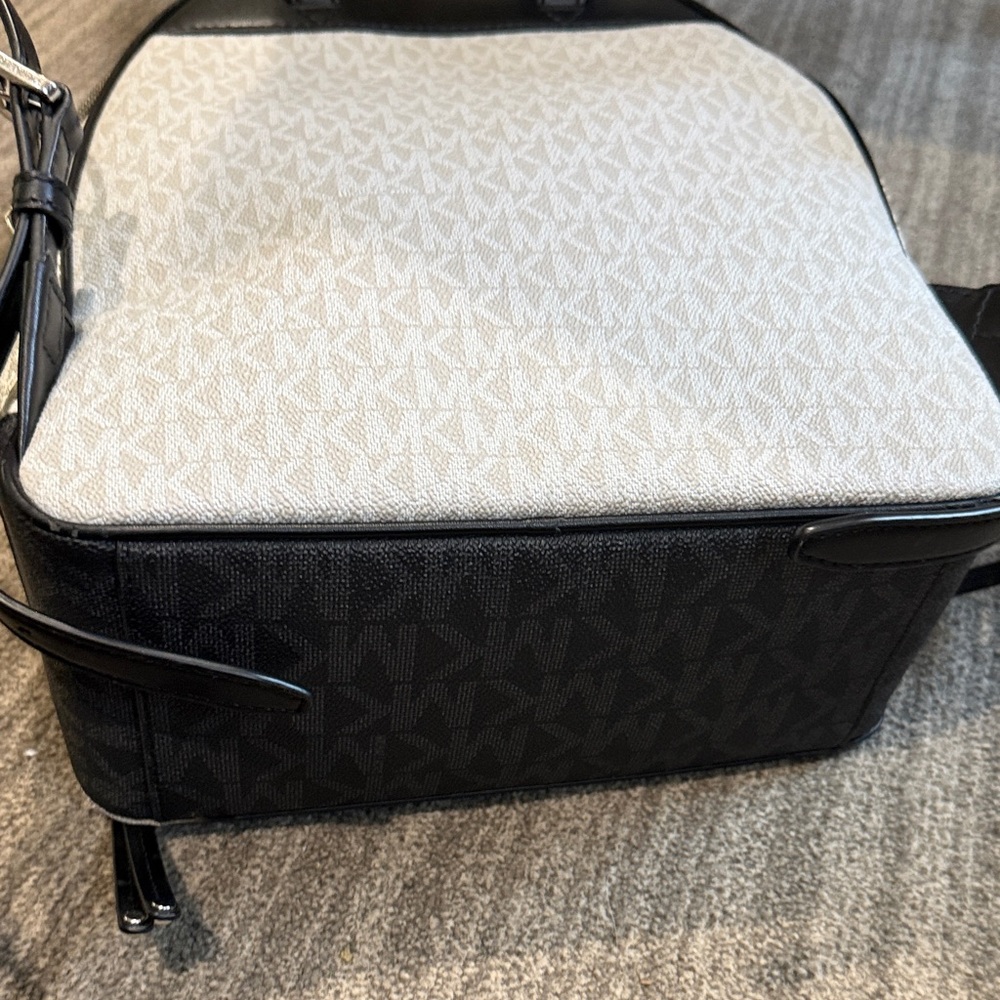 Michael Kors White and Black Signature Mini Backpack - Picture 6 of 6